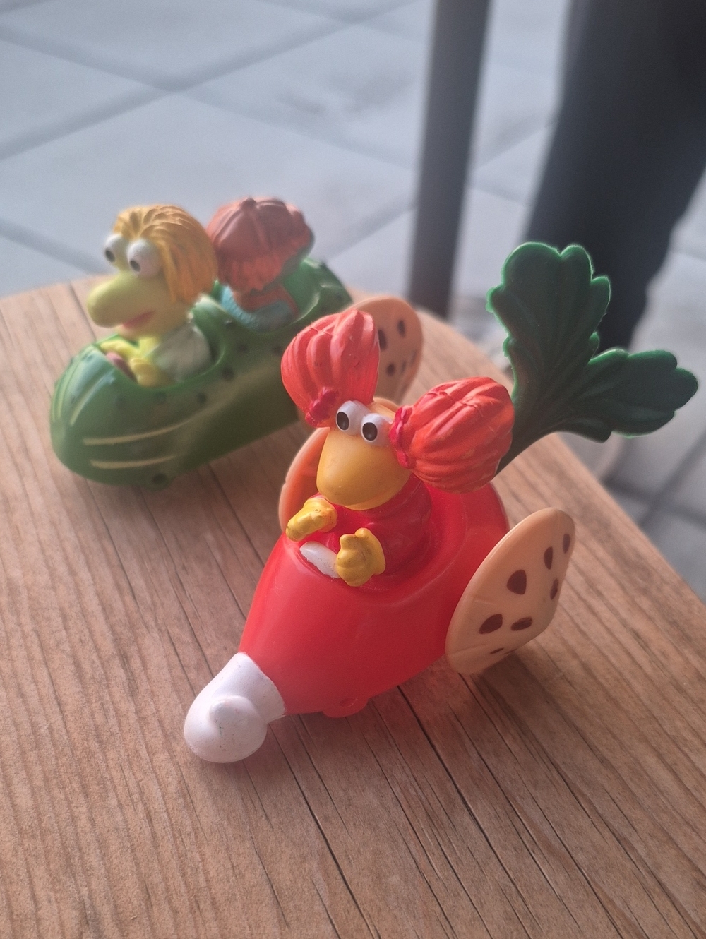 Red Bird Toy Car with Green Tail - Brand Unspecified